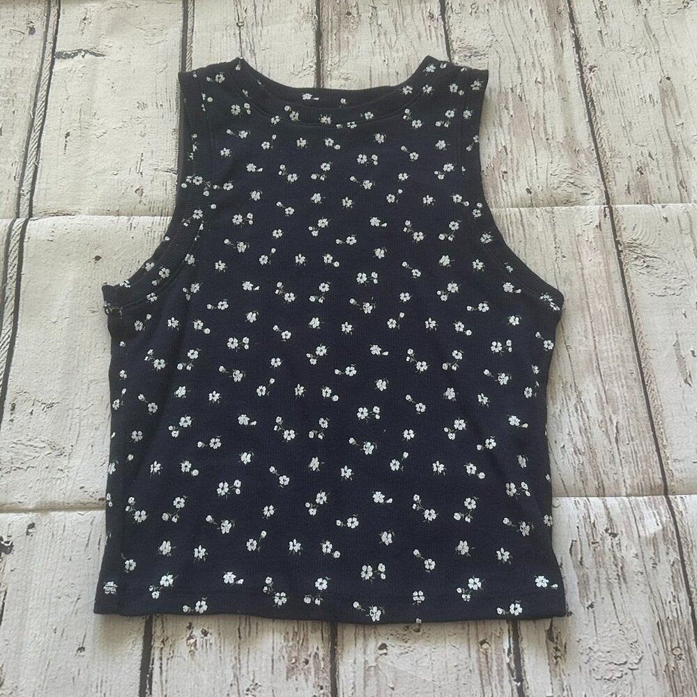 Hollister Women/Junior Half Crop Top size Small blue